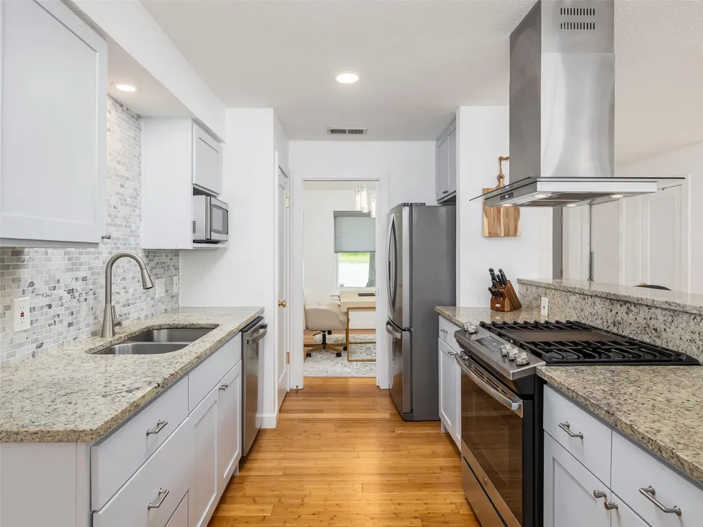 2800 Cornish Circle Austin TX 78745