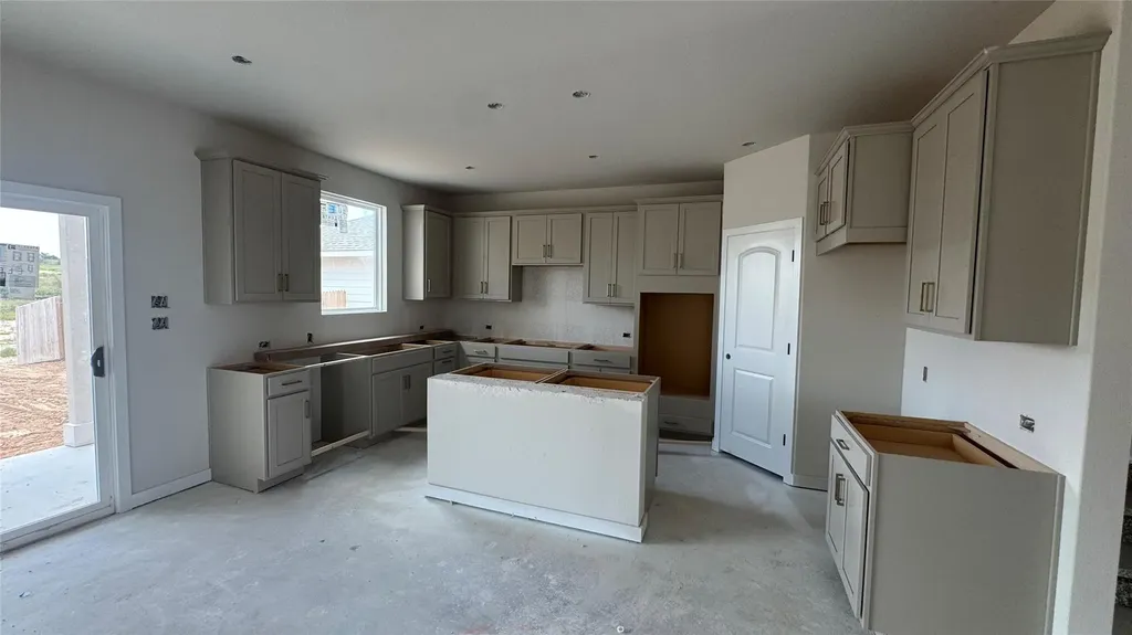 278 Crater Lake Drive Dripping Springs TX 78620