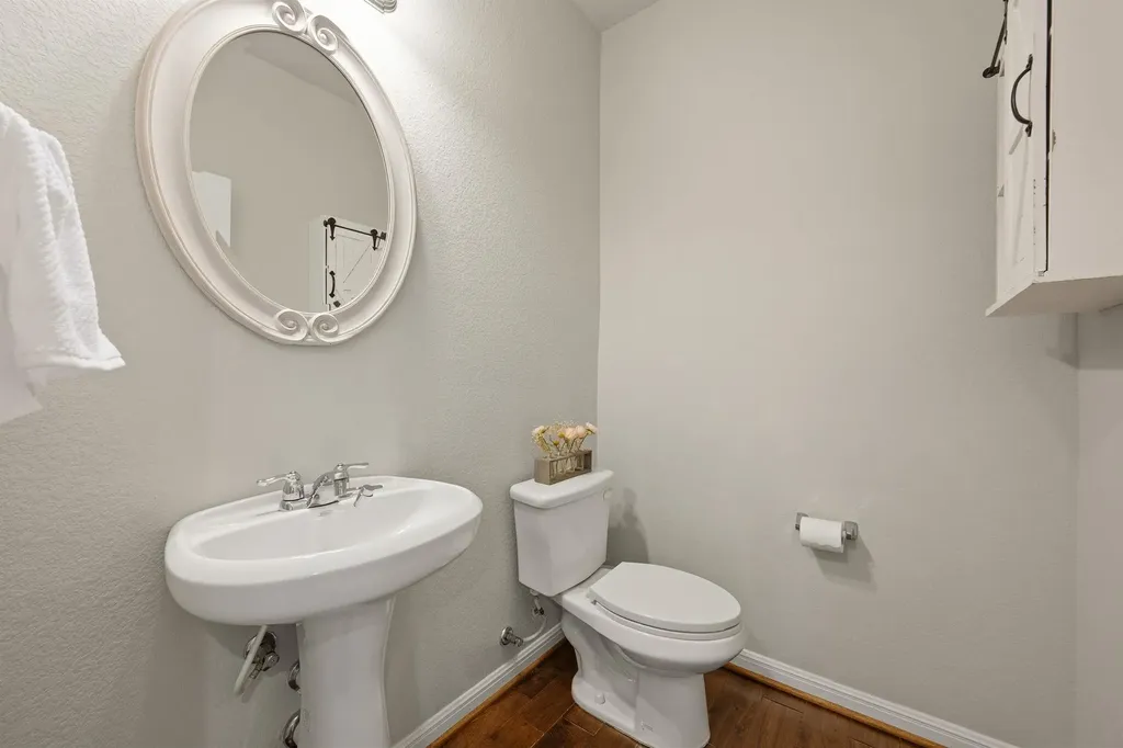7220 Wyoming Springs Drive Round Rock TX 78681
