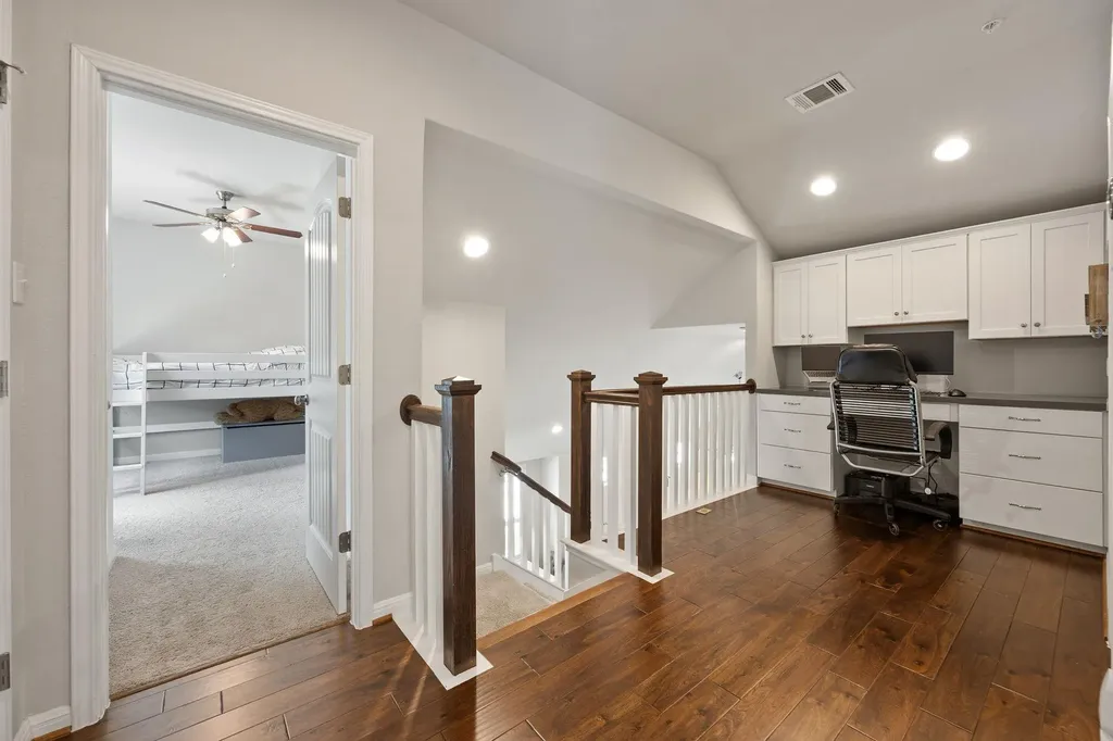 7220 Wyoming Springs Drive Round Rock TX 78681