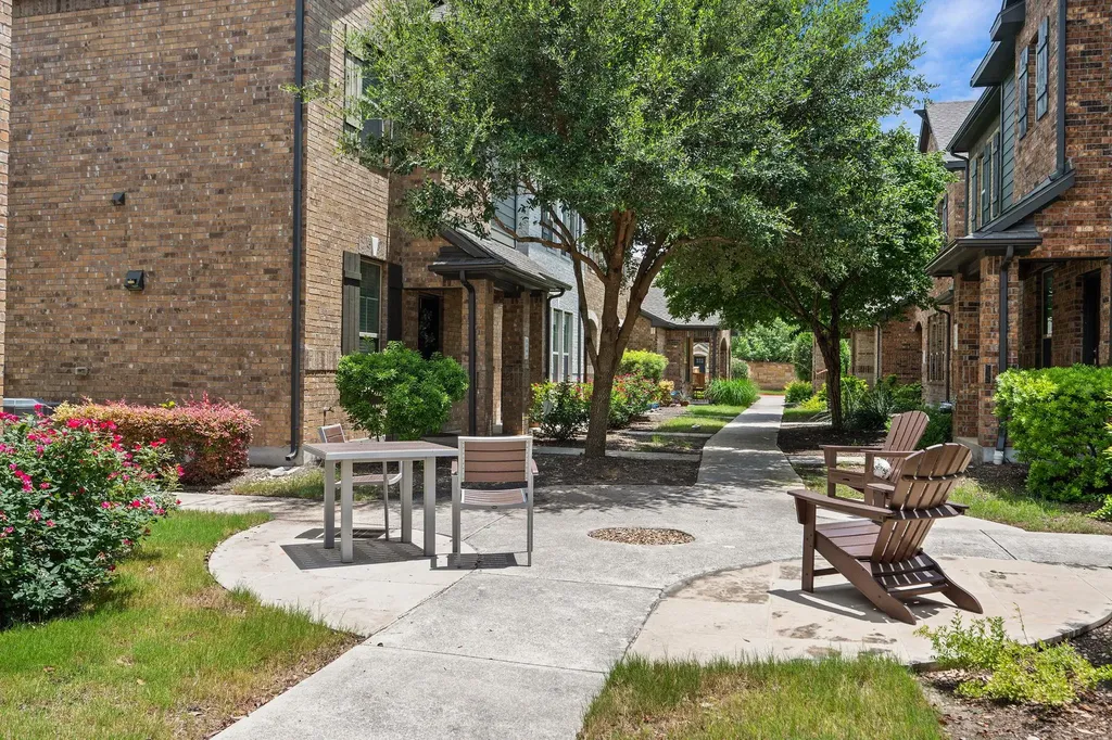 7220 Wyoming Springs Drive Round Rock TX 78681