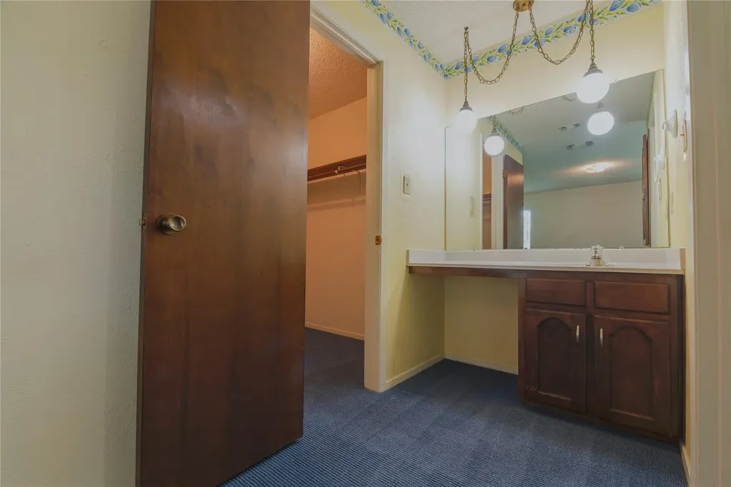 12409 Split Rail Parkway Austin TX 78750