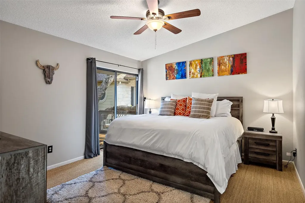 106 Center Cove II Loop Spicewood TX 78669