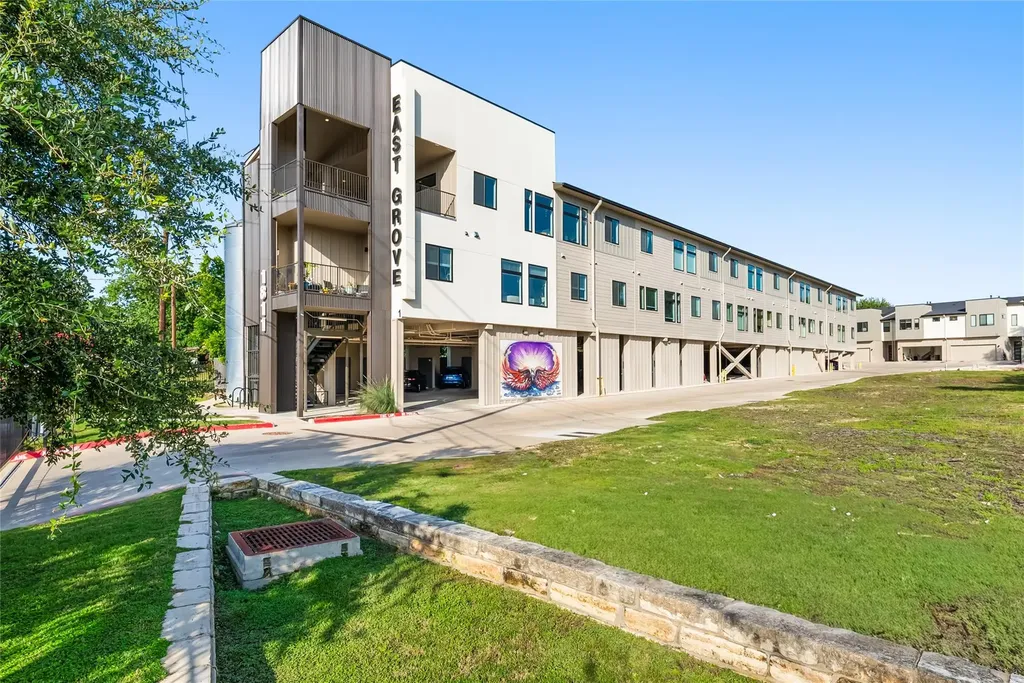 1811 Webberville Road Austin TX 78721