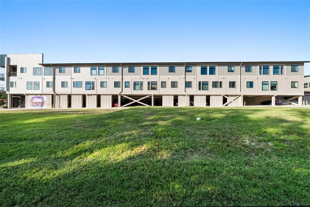 1811 Webberville Road Austin TX 78721