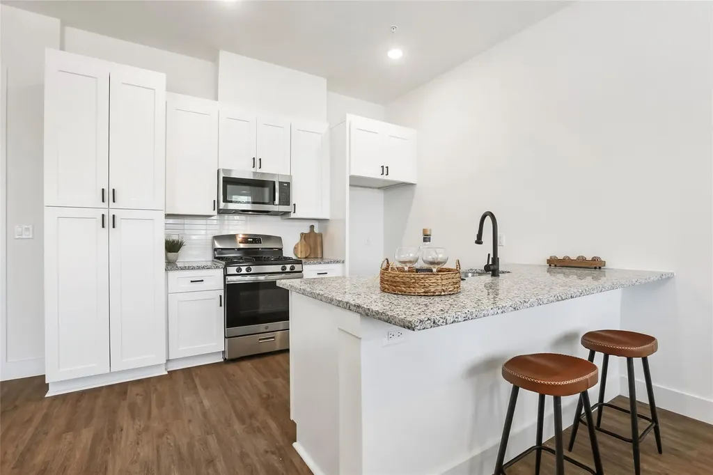 1811 Webberville Road Austin TX 78721