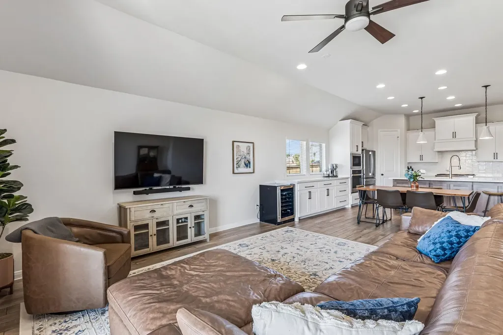 1200 Scenic Green Loop Georgetown TX 78628
