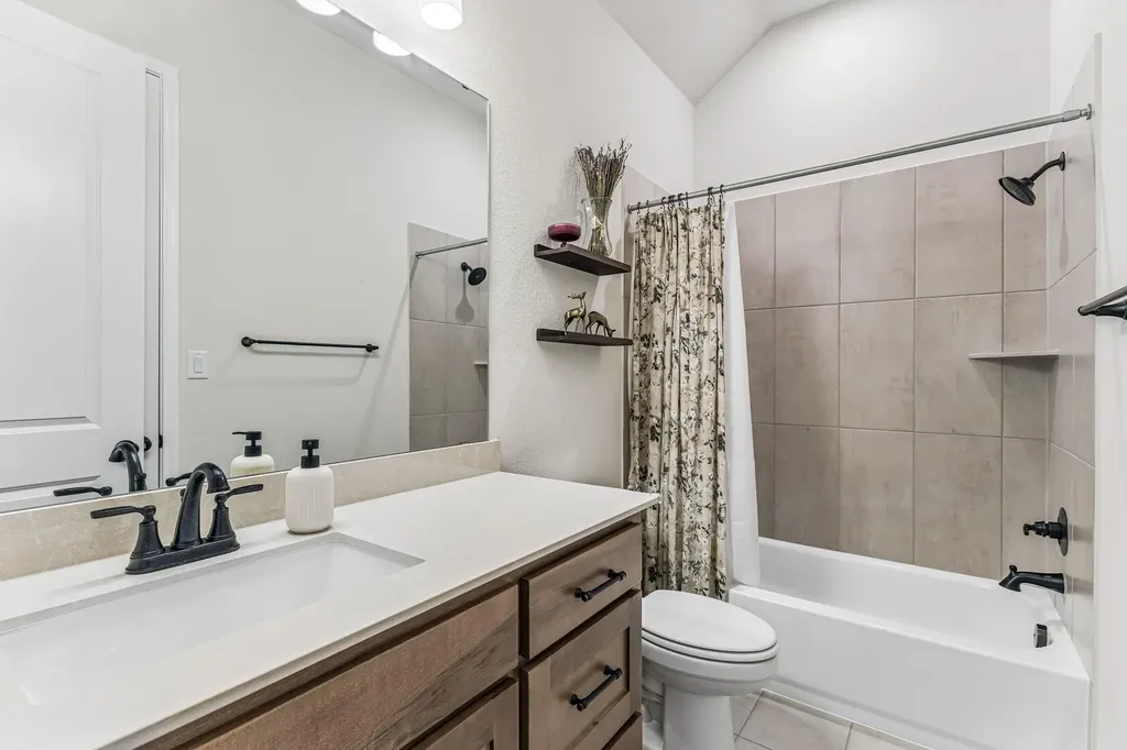 1200 Scenic Green Loop Georgetown TX 78628