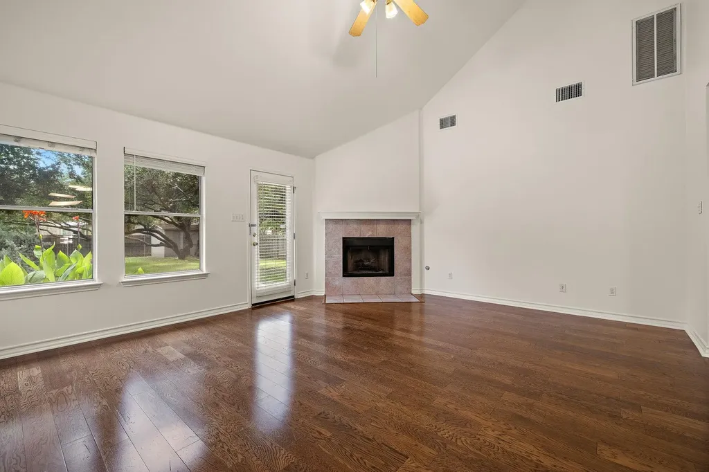 6042 Almelo Drive Round Rock TX 78681