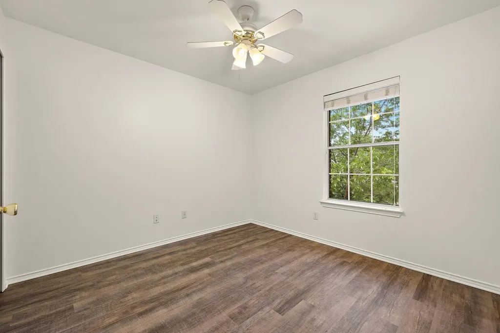 6042 Almelo Drive Round Rock TX 78681