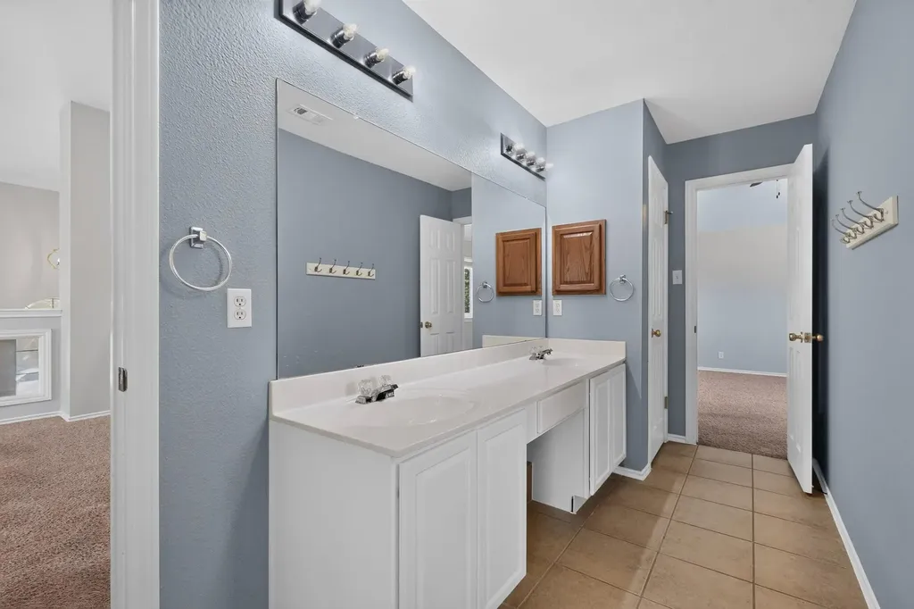 3068 Bent Tree Loop Round Rock TX 78681
