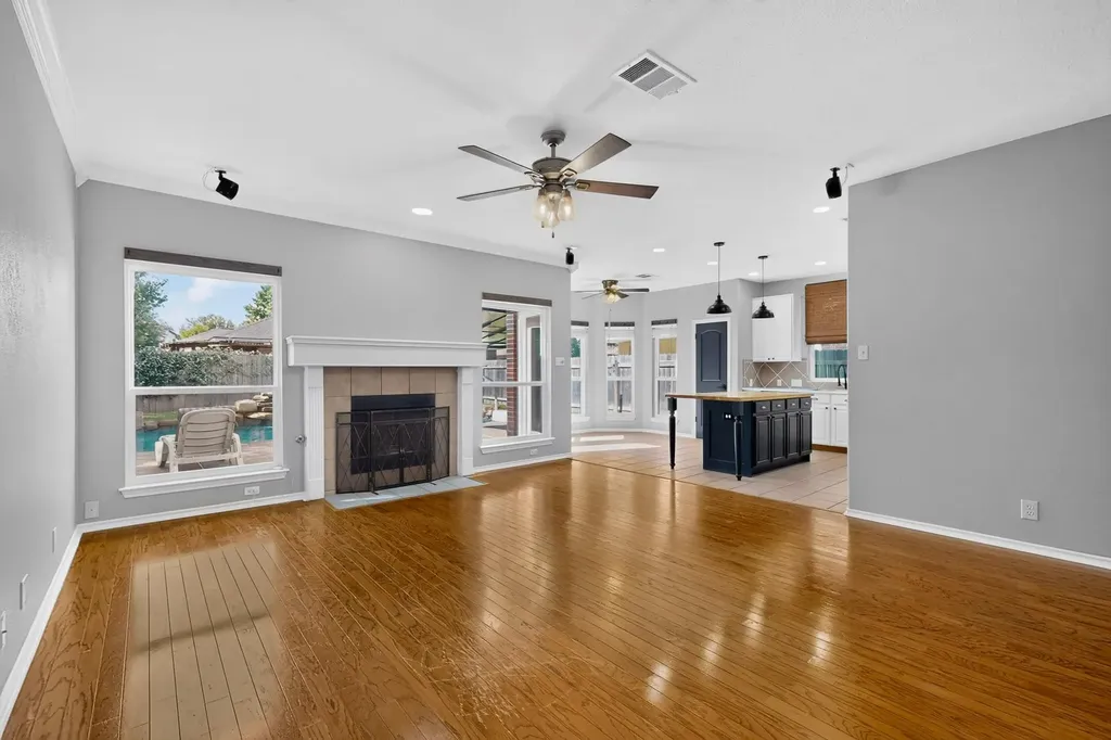 3068 Bent Tree Loop Round Rock TX 78681
