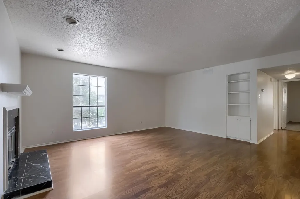 2401 Leon Street Austin TX 78705
