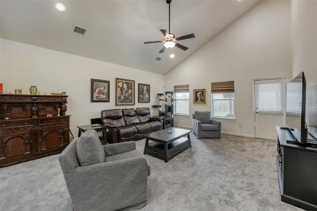 15105 Shell Bark Cove Austin TX 78724