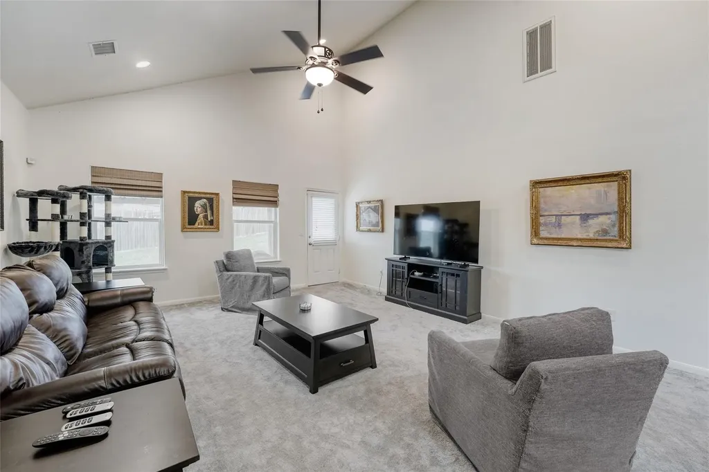 15105 Shell Bark Cove Austin TX 78724