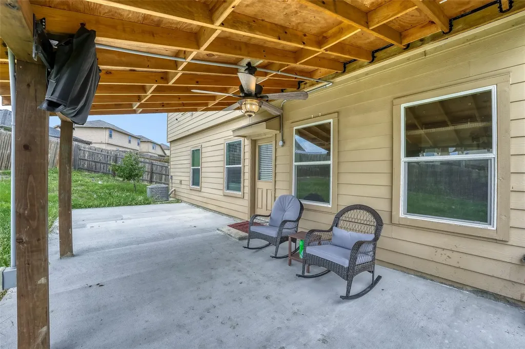 15105 Shell Bark Cove Austin TX 78724