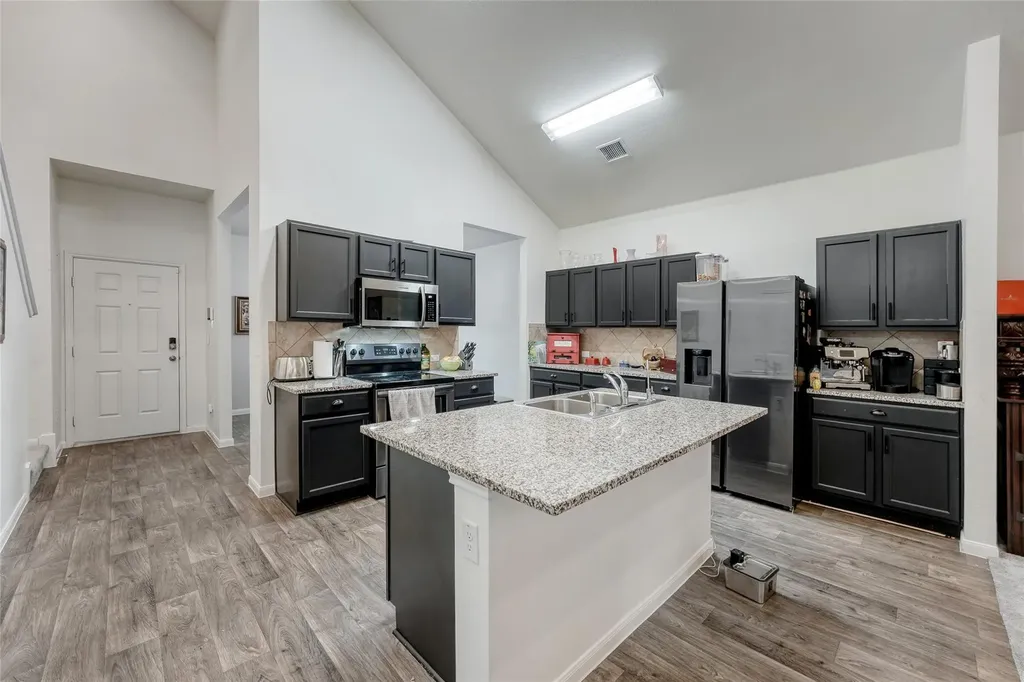 15105 Shell Bark Cove Austin TX 78724