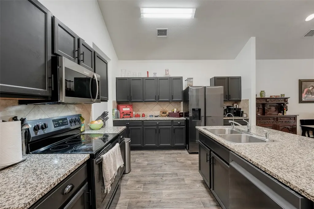15105 Shell Bark Cove Austin TX 78724
