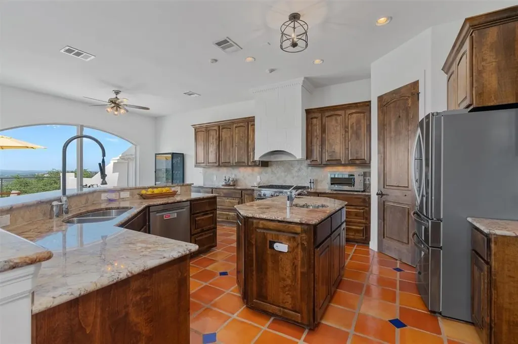 4922 Hidden Creek Lane Spicewood TX 78669