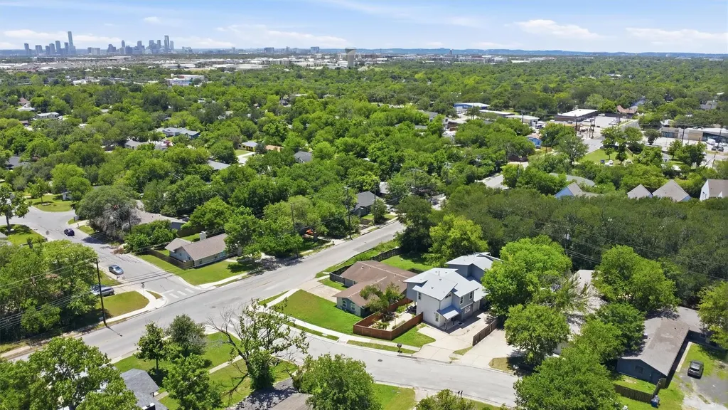 5704 Gloucester Lane Austin TX 78723