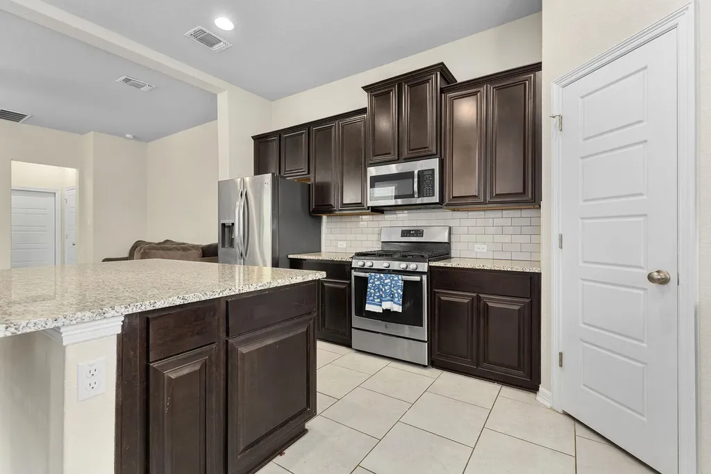 2210 Dillon Pond Lane Pflugerville TX 78660