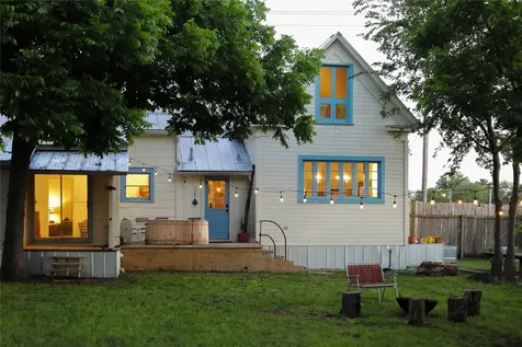 200 E Brenham Street Elgin TX 78621
