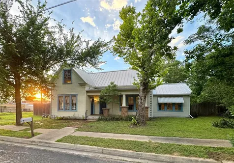 200 E Brenham Street Elgin TX 78621
