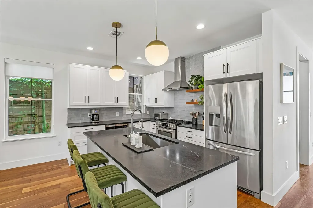 1706 Perez Street Austin TX 78721