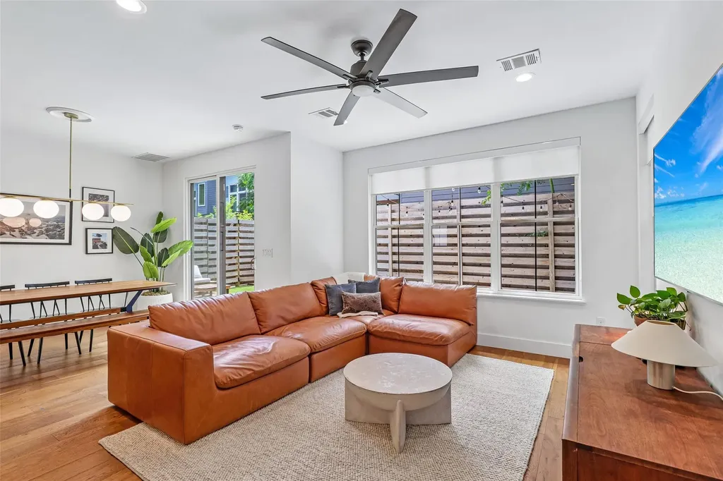 1706 Perez Street Austin TX 78721