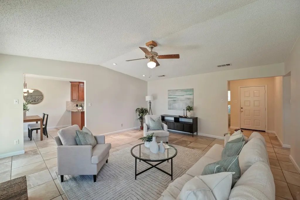 3801 Eton Lane Austin TX 78727