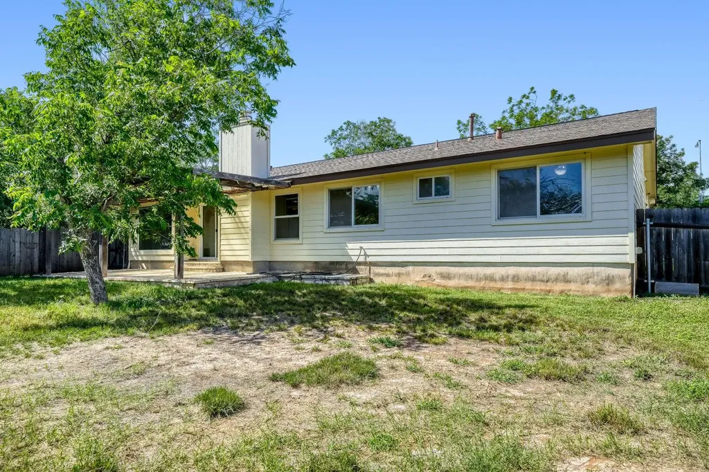 3801 Eton Lane Austin TX 78727