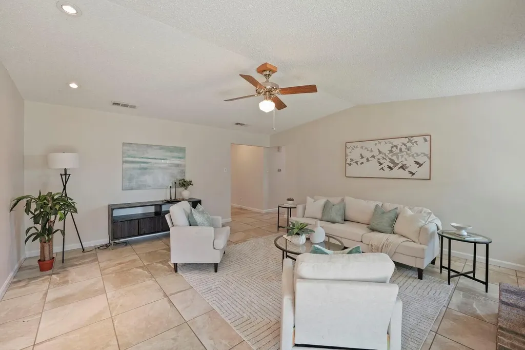 3801 Eton Lane Austin TX 78727