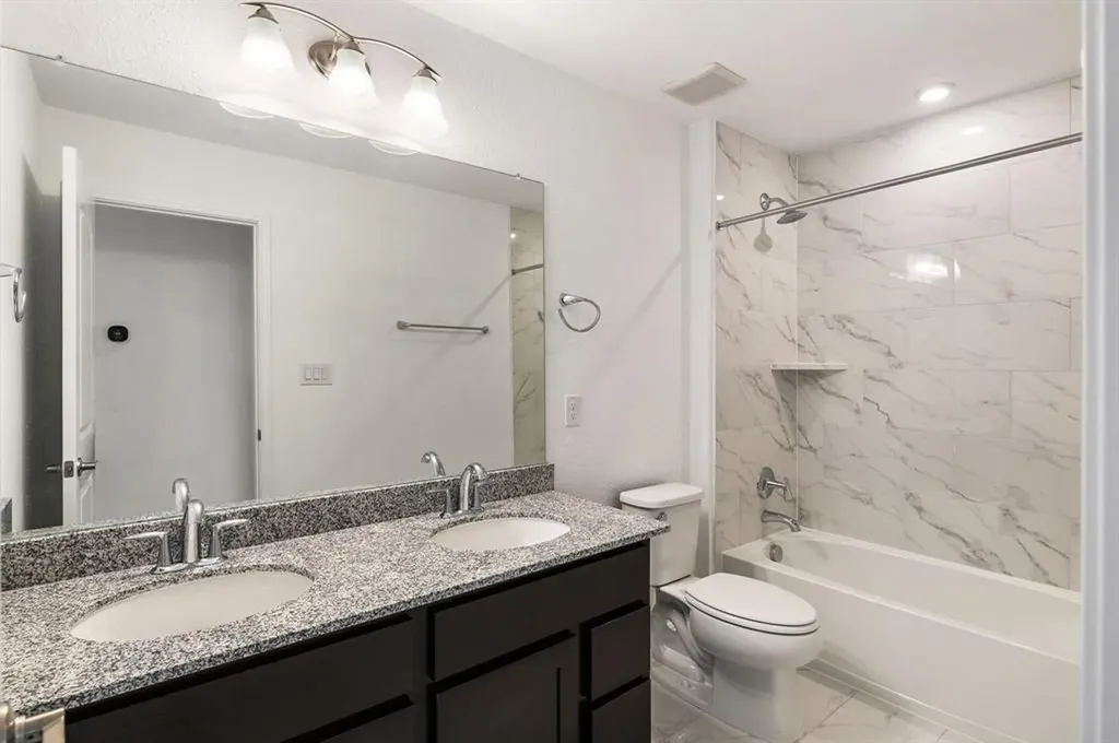 1045 Villa Rialto View Leander TX 78641