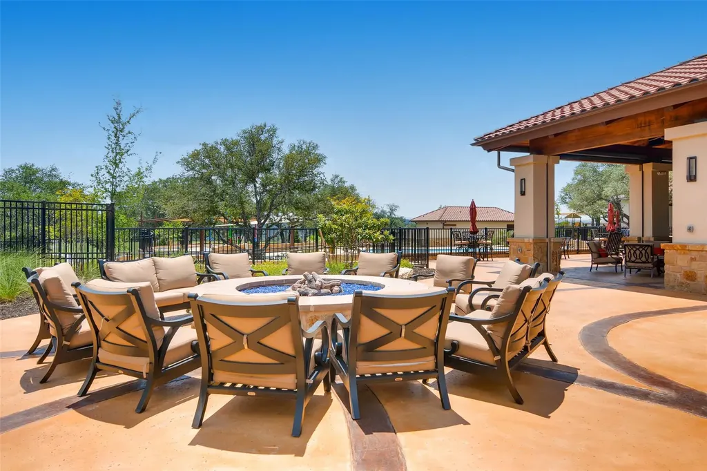 1045 Villa Rialto View Leander TX 78641