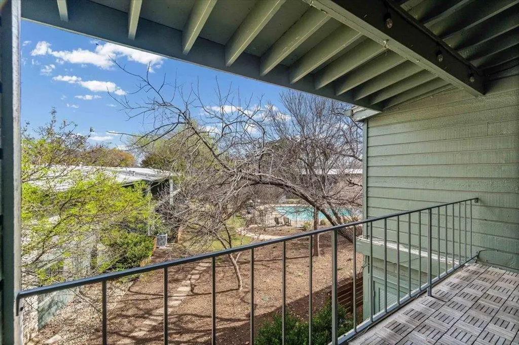 1304 Mariposa Drive Austin TX 78704