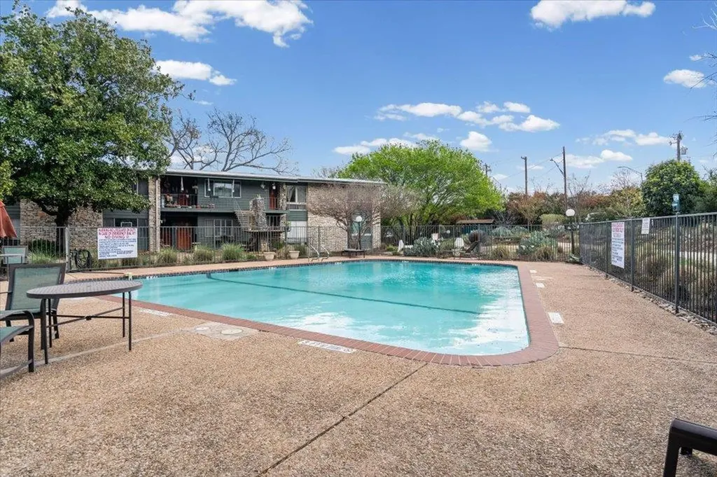 1304 Mariposa Drive Austin TX 78704