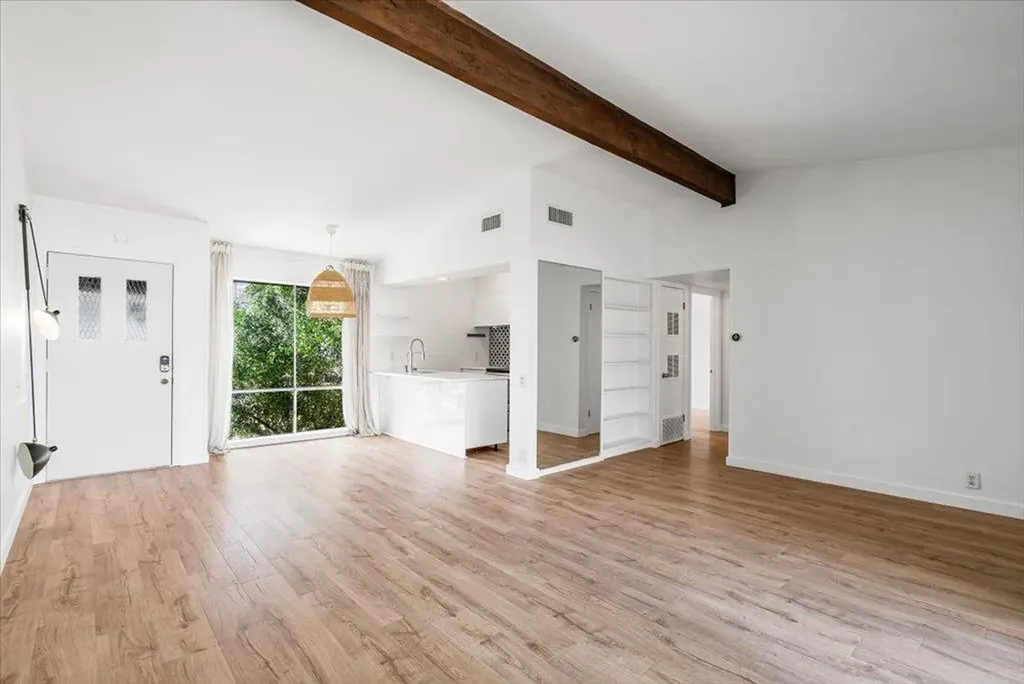1304 Mariposa Drive Austin TX 78704