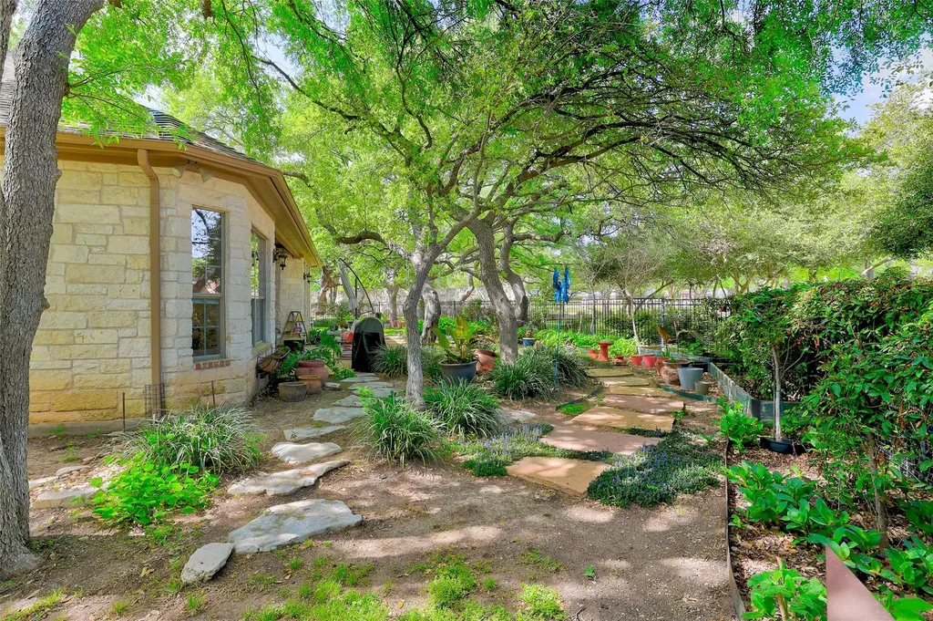 805 Boquilla Trail Georgetown TX 78633