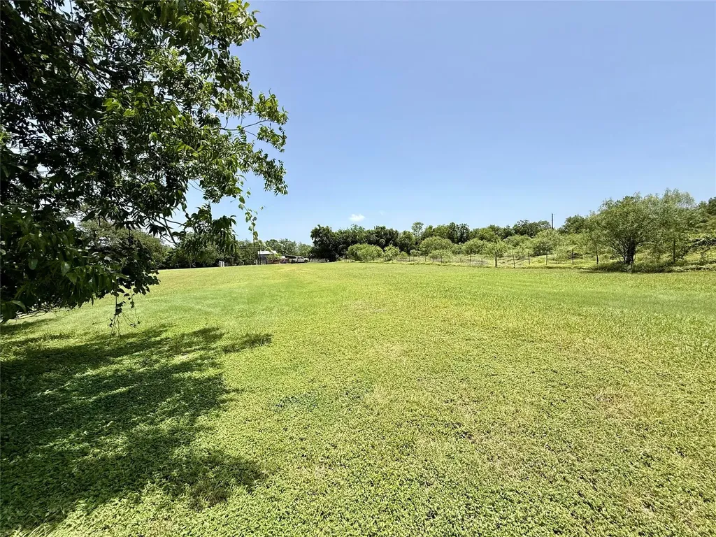 1629 Pecos Street Lockhart TX 78644