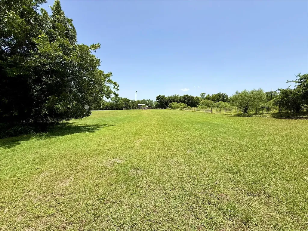 1629 Pecos Street Lockhart TX 78644