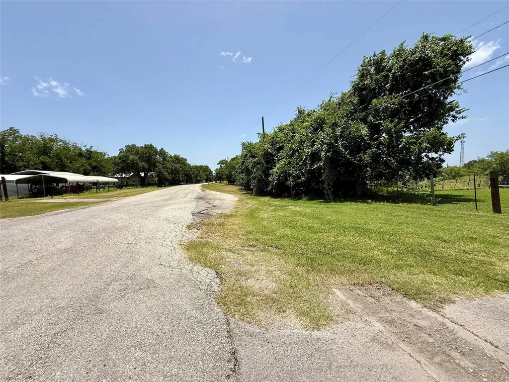 1629 Pecos Street Lockhart TX 78644