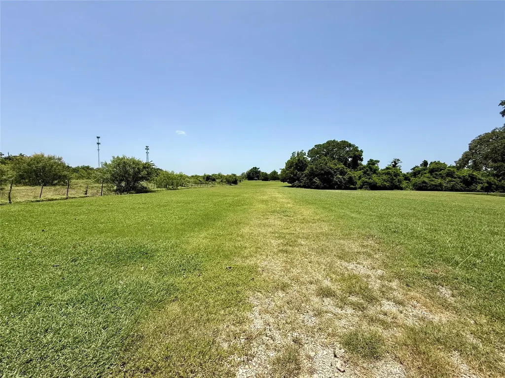 1629 Pecos Street Lockhart TX 78644