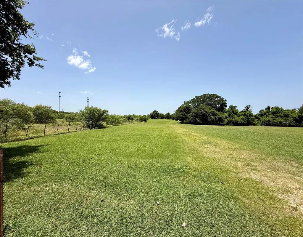 1629 Pecos Street Lockhart TX 78644
