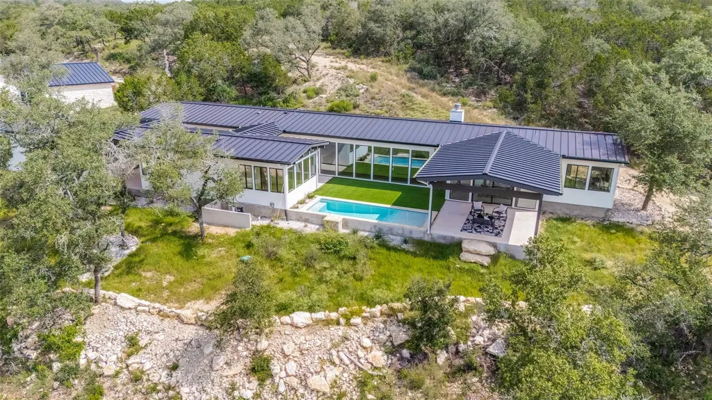 1752 Demi John Bend Road Canyon Lake TX 78133