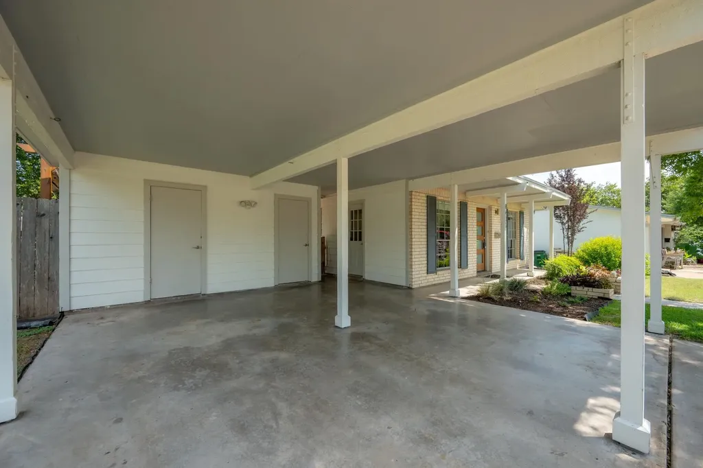 8417 Maine Drive Austin TX 78758