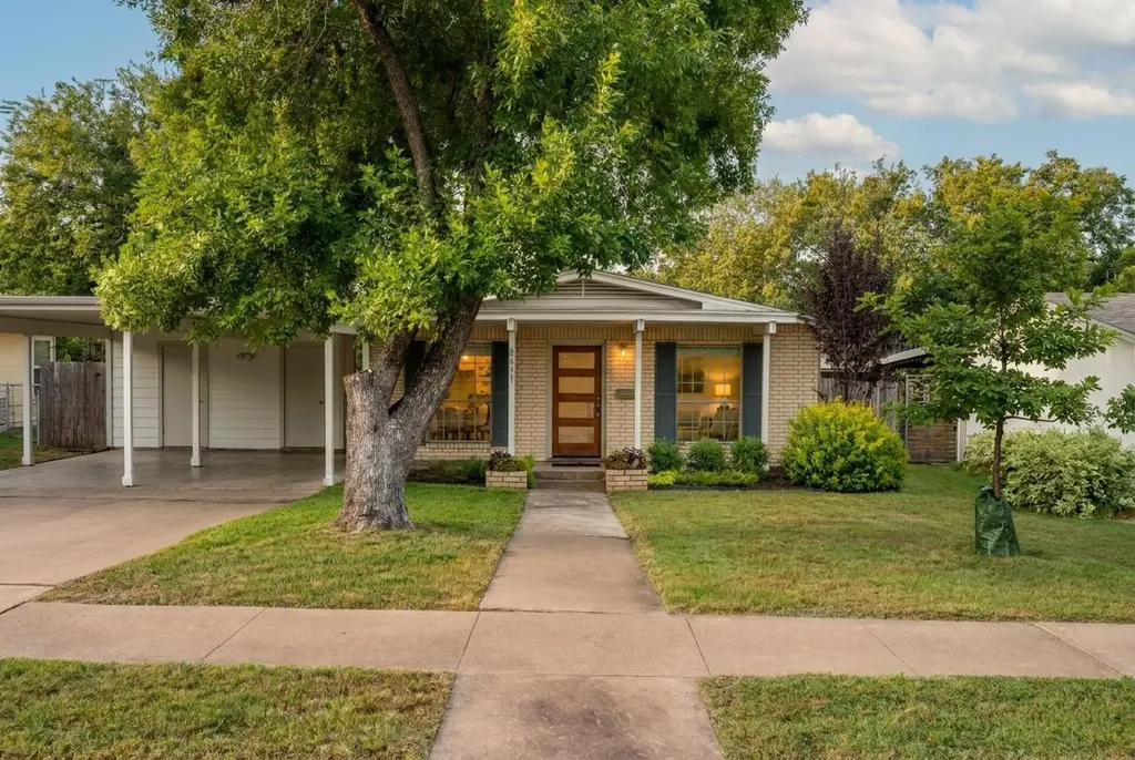 8417 Maine Drive Austin TX 78758