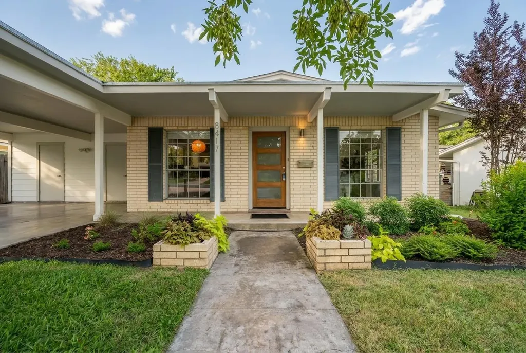 8417 Maine Drive Austin TX 78758