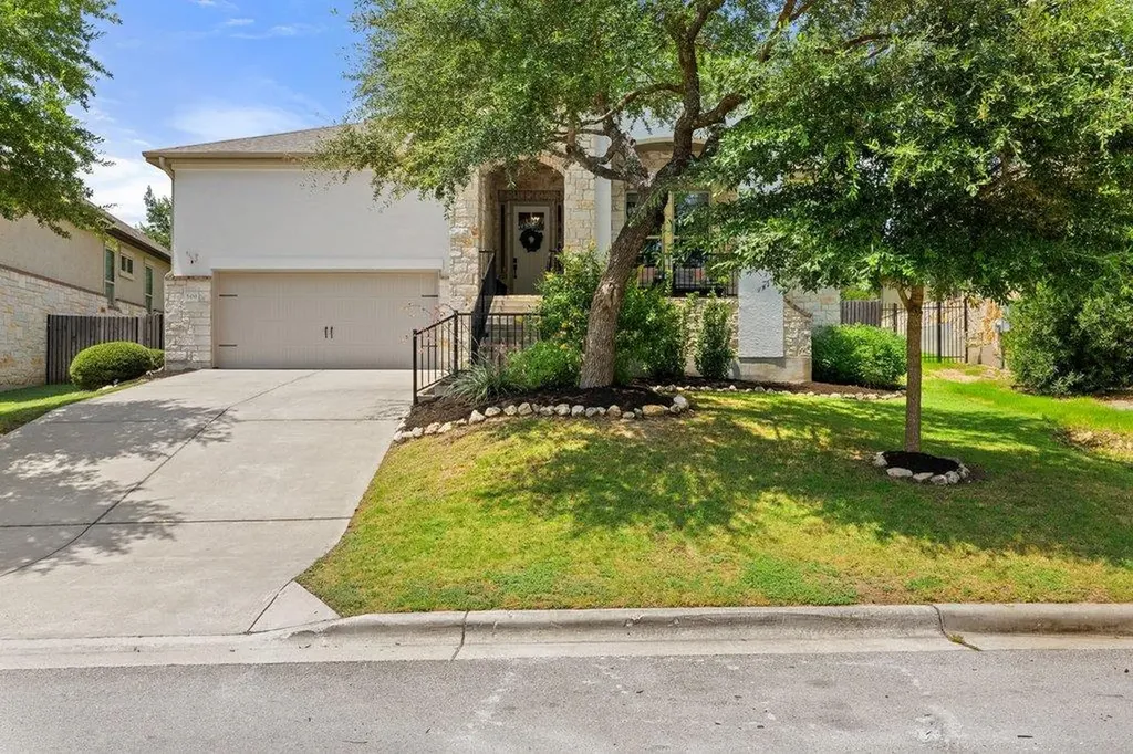 5433 Texas Bluebell Drive Spicewood TX 78669