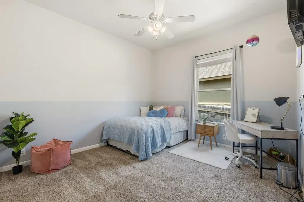 5433 Texas Bluebell Drive Spicewood TX 78669