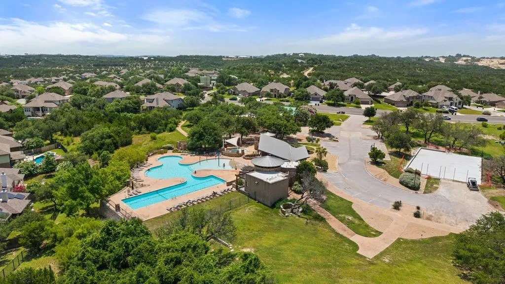 5433 Texas Bluebell Drive Spicewood TX 78669